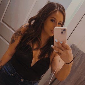 Meet your Posher, Kaylie